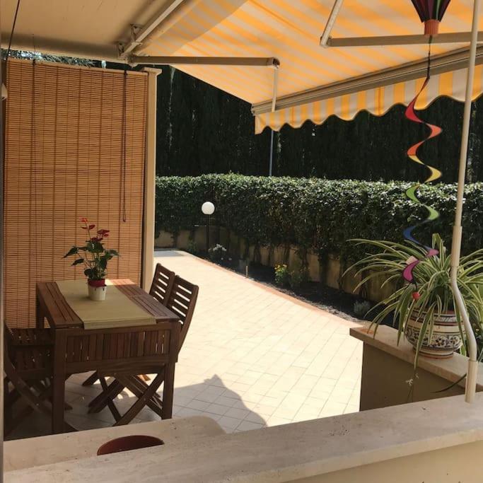 Apartamento Syrma1 Lucca Exterior foto
